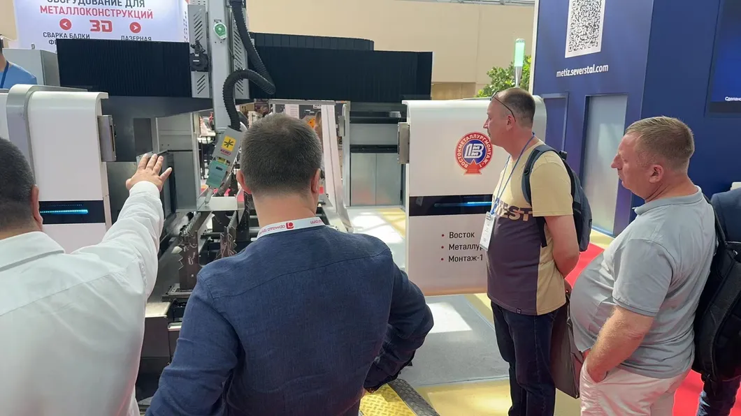 1000W-6000W Δύναμη 0,8g Επιταχυνόμενη μηχανή CNC Laser Fiber Metal Cutting 10